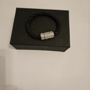 Elegant Black and Silver Women's Bracelet